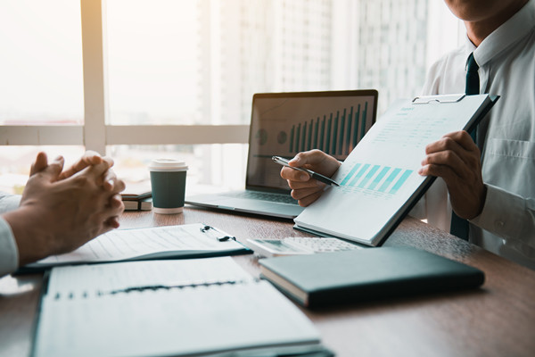 「企業(yè)管理咨詢」如何通過(guò)企業(yè)管理實(shí)現(xiàn)企業(yè)目標(biāo)？